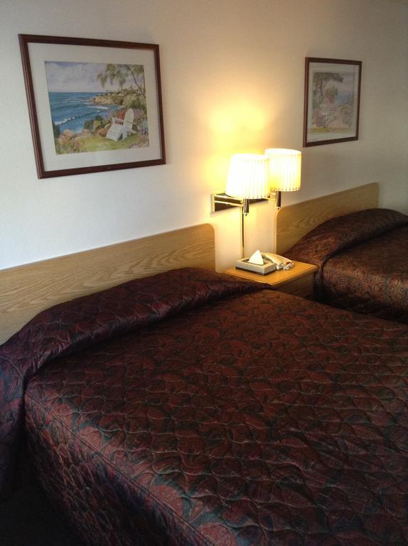 Coeur D' Alene Budget Saver Motel 코어 드얼린 객실 사진